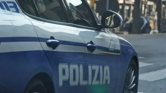 Fermati dalla polizia con attrezzi sospetti: due denunciati