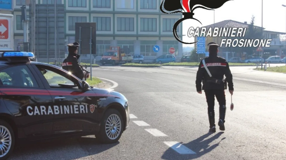 Non si ferma all’alt e fugge sulla Casilina, poi la corsa finisce a Castrocielo: due arresti nel Cassinate