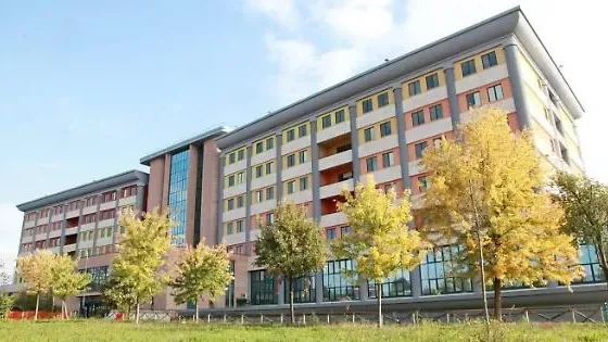 Lite tra vicini continua in ospedale: interviene la polizia