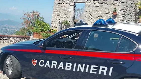 Guida in stato di ebbrezza e con la droga: fermati in due