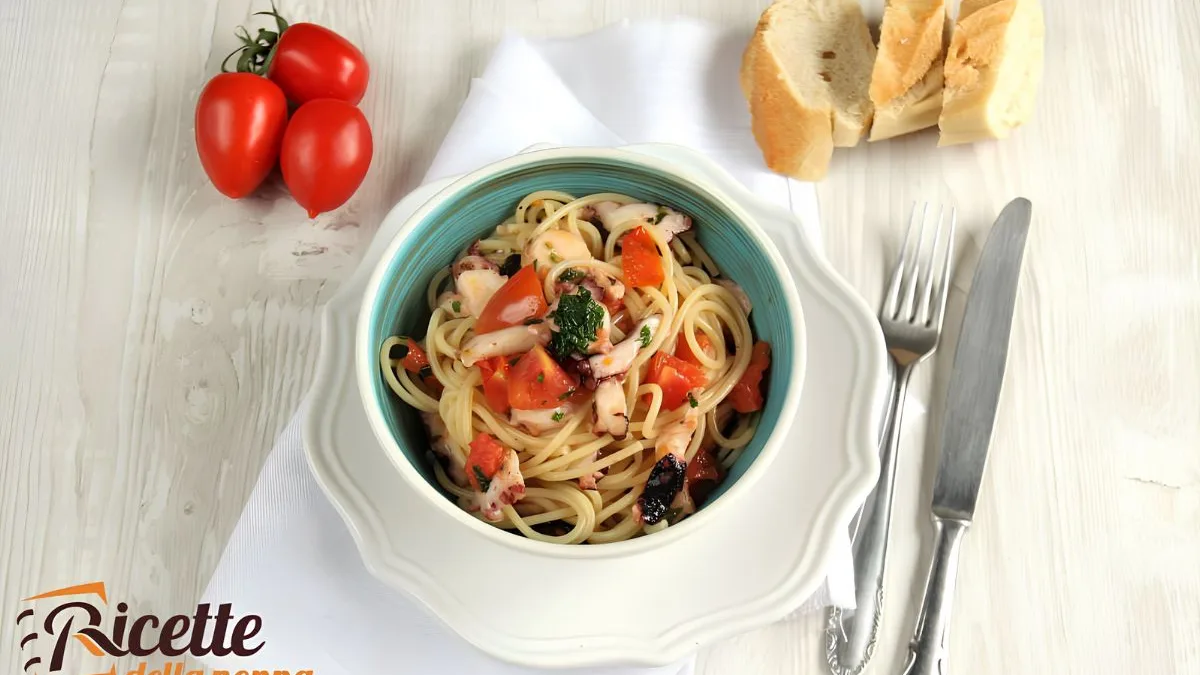 Spaghetti al polpo e pomodorini
