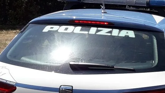Frosinone – Evade dai domiciliari e aggredisce la moglie: arrestato dopo la fuga in monopattino
