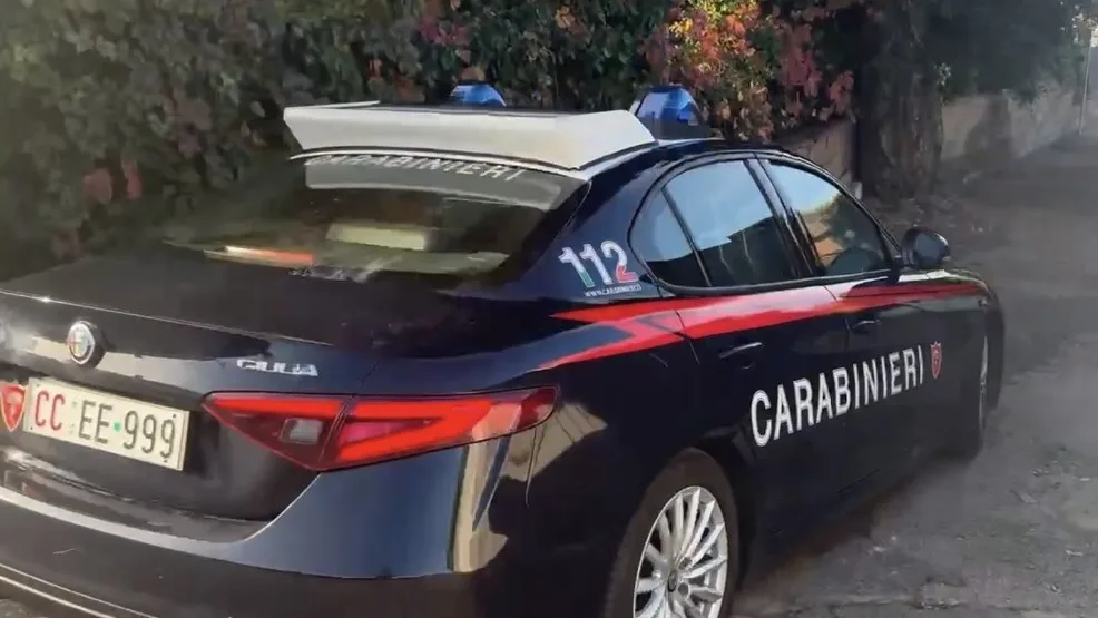 Frosinone – Truffata di tutti i risparmi, minaccia il suicidio: salvata dal 112