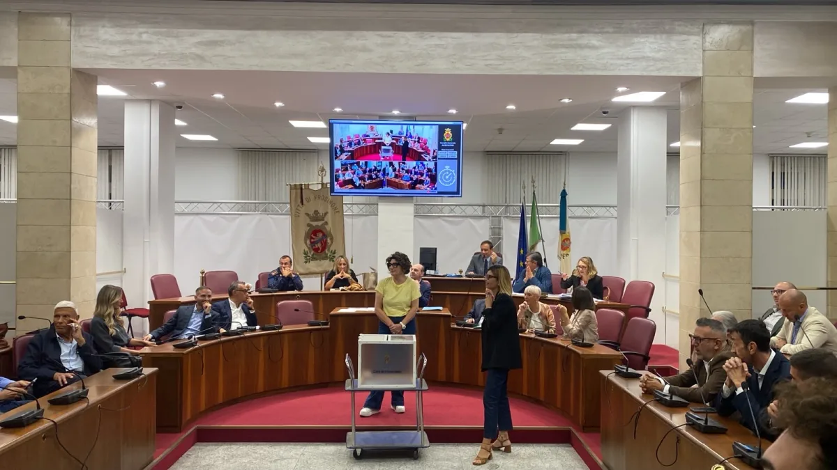 Frosinone, fallisce l’operazione Gagliardi con endorsement di Mastrangeli: doppia fumata nera ed è crisi aperta