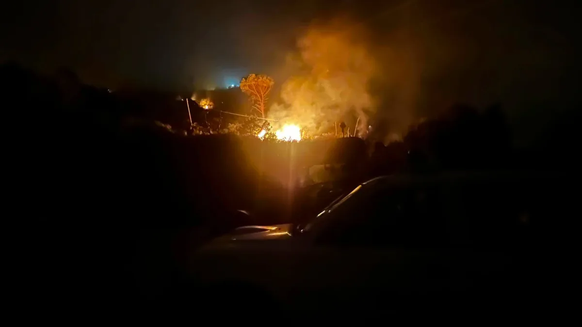 San Giovanni Incarico (FR) – Incendio domato a notte fonda, l’incubo piromani continua