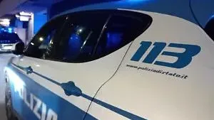 Spaccia in un parcheggio, trovato con 3 kg di droga