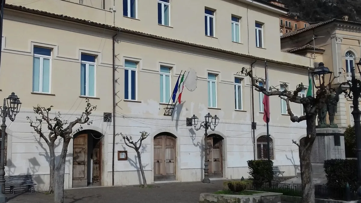 Tensione negli uffici della Polizia Locale di Arpino: lite tra colleghi, intervengono gli amministratori