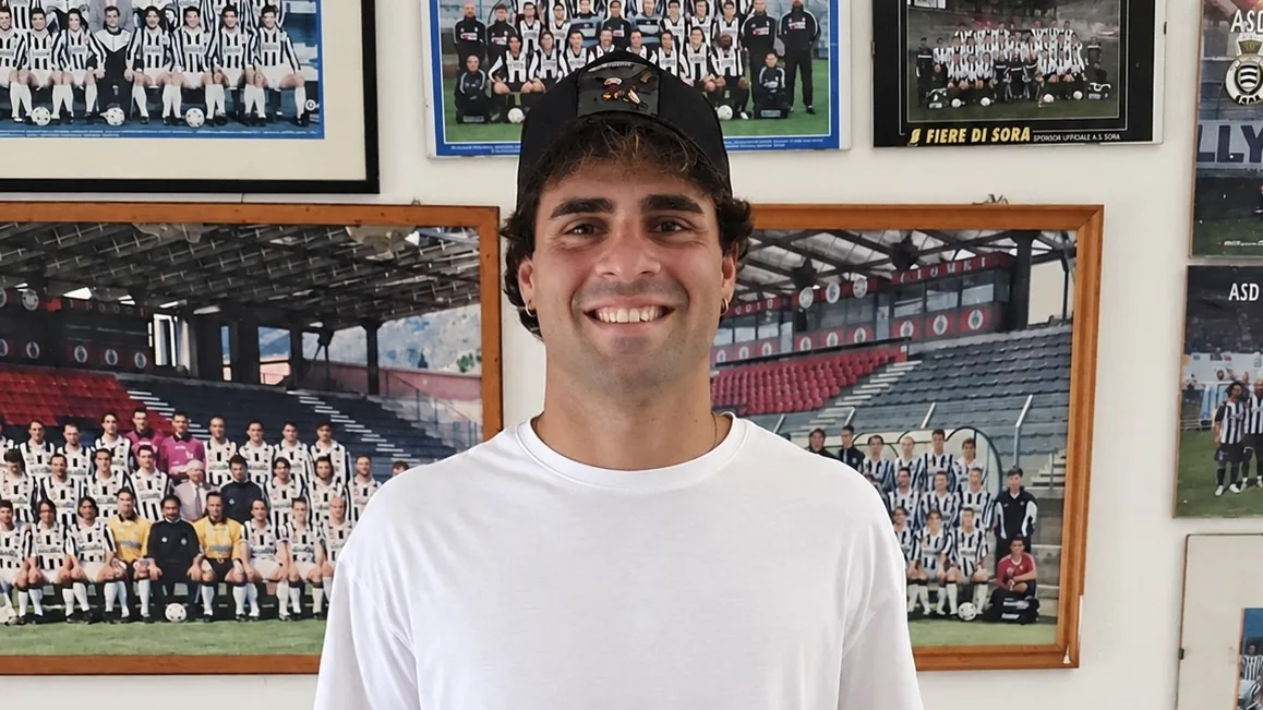 Seconda Categoria – Sora Calcio, il centrocampista Antonio Tomasco torna in bianconero
