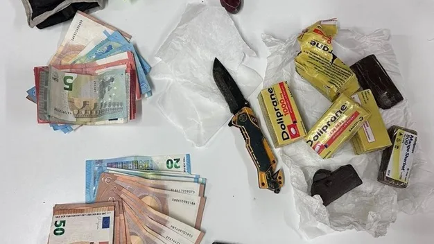 Cassino – Spaccia mentre è ai domiciliari: nei guai un 37enne