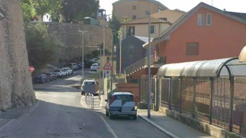 Precipita dalle mura storiche, pensionato trovato morto in strada: la tragedia all’alba