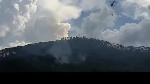 Riparte l'incendio alla Madonna della Guardia