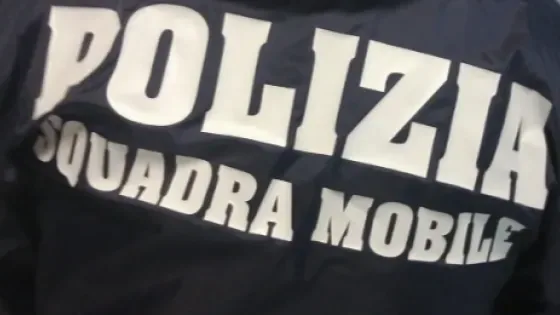 Truffa a un’anziana: due donne arrestate dopo un inseguimento in autostrada