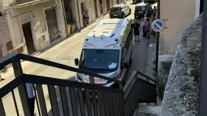 Donna investita, paura in mattinata