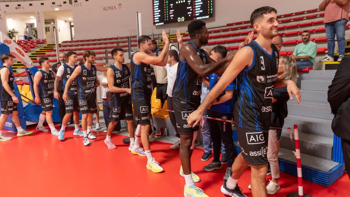 Basket – B nazionale, Vittoria anche in esterna per Latina: battuta la Luiss per 55-82