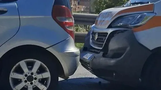 Scontro sulla Monti Lepini: coinvolta un'ambulanza
