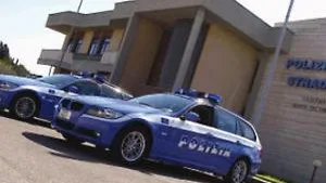 Furto in sagrestia, rubato il telefono al parroco