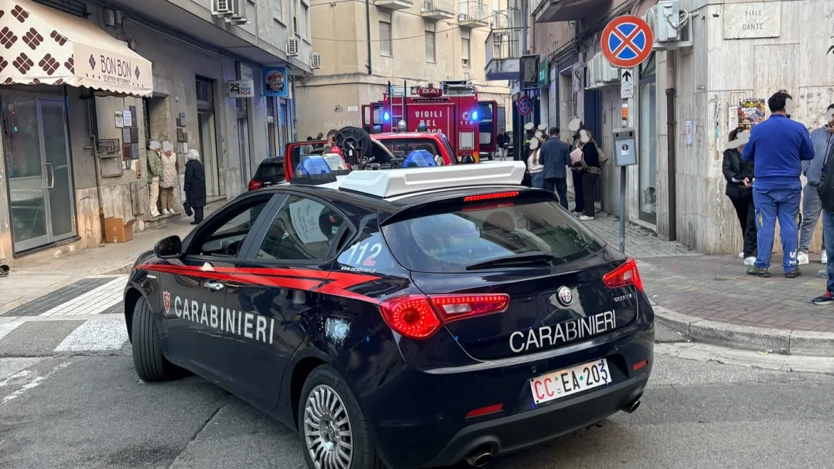 Cassino – Principio d’incendio per una candela, leggere ustioni per una donna