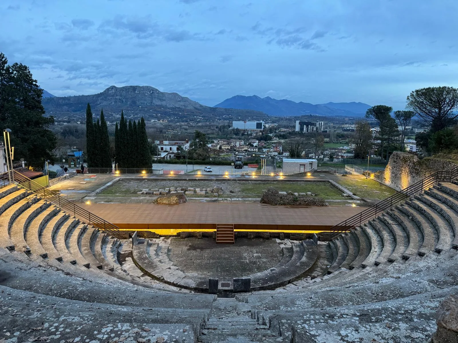 Teatro Romano, attiva la piattaforma online per i biglietti del concerto di Raf dell'11 settembre