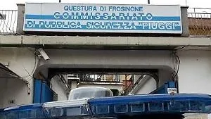 Aggredisce la compagna dopo una lite: denunciato