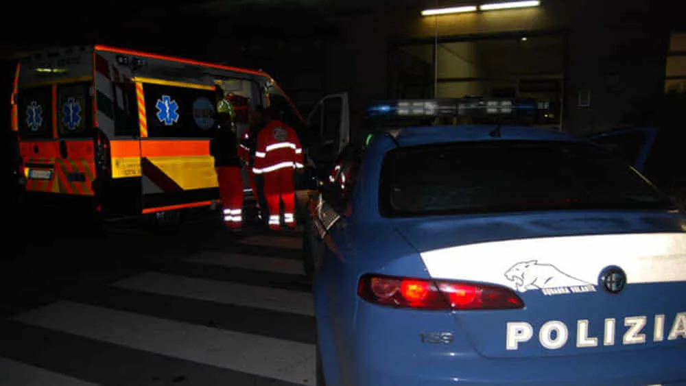 Uomo trovato cadavere in un appartamento, dopo la macabra scoperta si indaga per omicidio