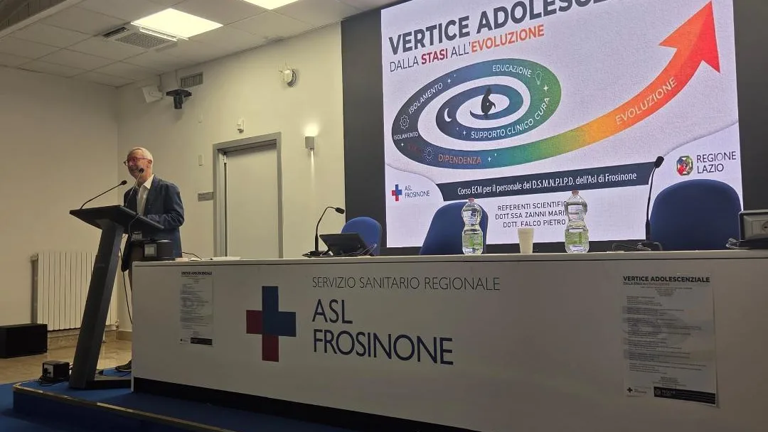 Salute mentale e dipendenze giovanili: al via il corso di formazione della ASL  “Vertice Adolescenziale”  