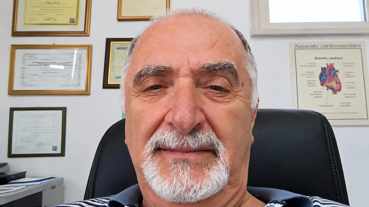 Stroncato da un malore improvviso, il dottor Paolo Nobili muore sotto gli occhi dei presenti: shock nello studio medico
