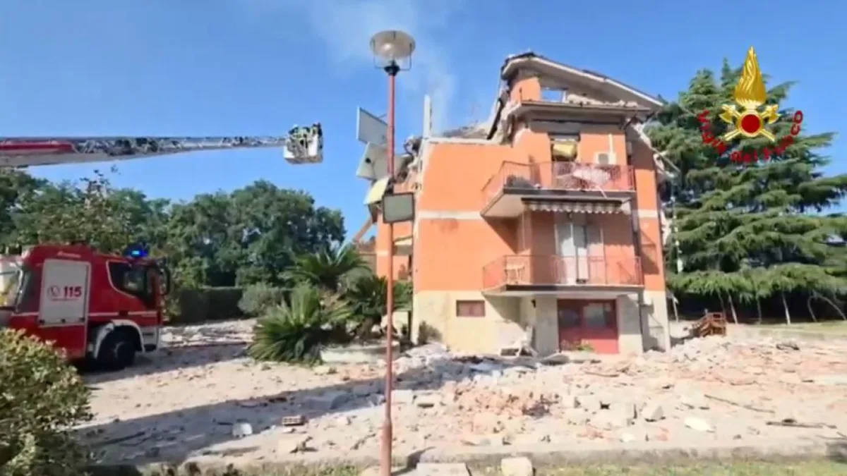 Cassino, dopo il crollo arriva l’ordinanza del sindaco: casa inagibile e accesso vietato