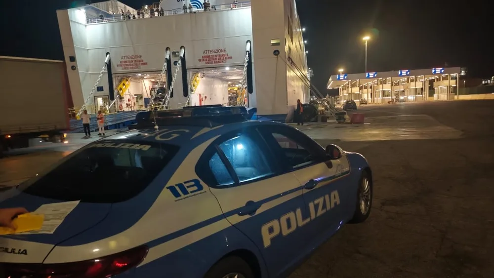 Frosinone, rientra illegalmente in Italia dopo l’espulsione: 37enne accompagnato alla frontiera