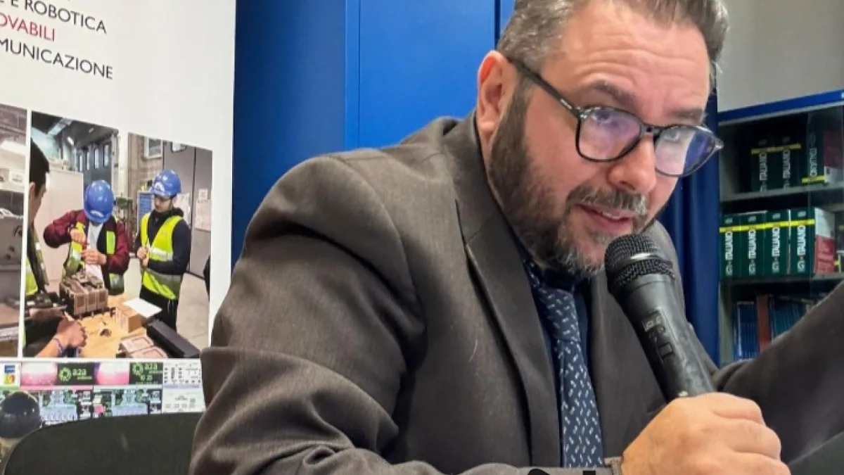 Sant’Elia, la scuola riparte tra IA, Latino e gemellaggi. Malandrino: “Una comunità educante”