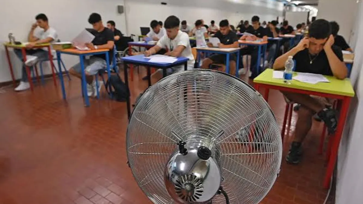 Riapertura delle scuole nel Lazio: la corsa all'anticipo per i ponti e l'emergenza caldo nelle aule