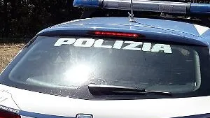 Controlli, giovane fermato con un etto di hashish