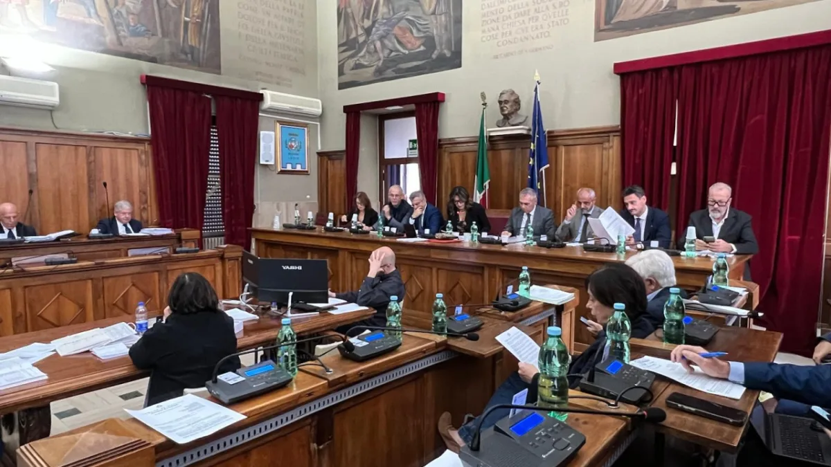 Cassino, scintille in Consiglio. Salera all'opposizione: "Siete i nostri migliori alleati"