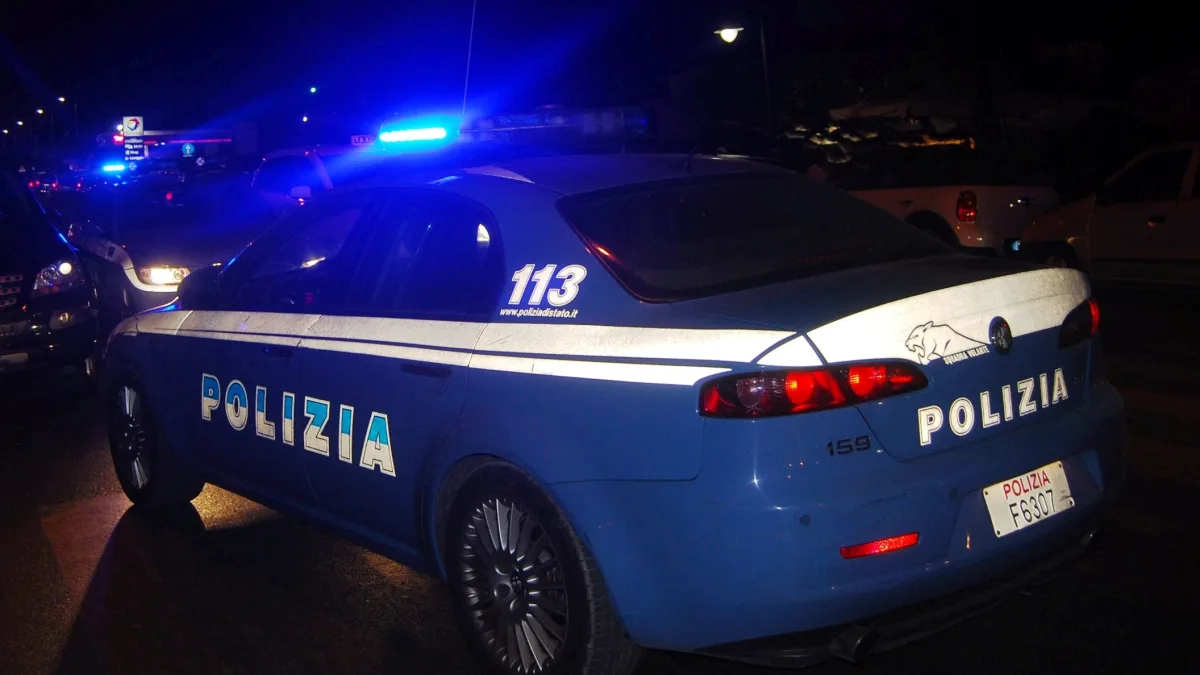 Violava le prescrizioni e spacciava: la Polizia  ha arrestato un diciannovenne
