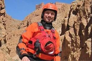 Piero Dell’Aversana morto in un incidente in deltaplano, il cordoglio del sindaco
