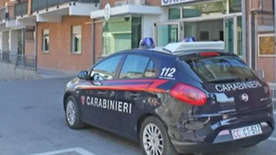 Accendono fumogeni sugli spalti durante la partita: daspo per tre tifosi
