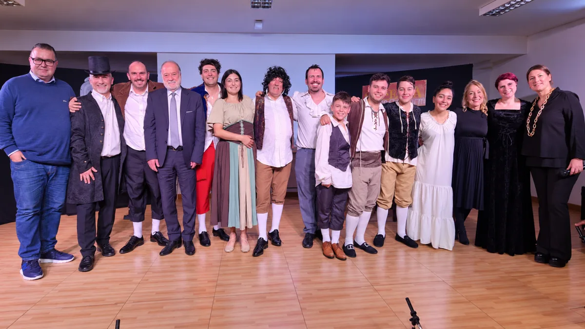 Arce – Tutto esaurito per “Rugantino”, il primo appuntamento della stagione teatrale “Mettiti Comodo” 2026-2027