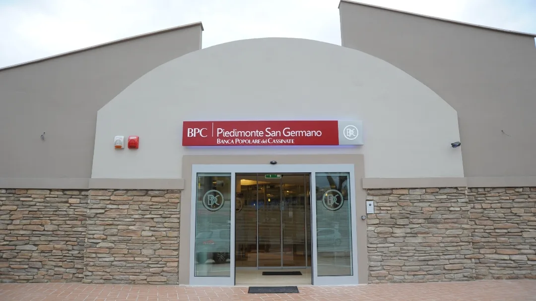 Piedimonte San Germano (FR) – ‘Colpo’ mancato alla BPC, malviventi in fuga