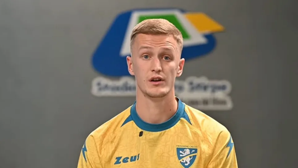 Frosinone, Bobceck si presenta: “Ho scelto questo club per affrontare le migliori squadre d’Europa”
